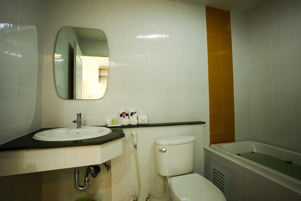 ภัทร เซอร์วิส อพาร์ทเม้นท์ Aparthotel Ban Nong Mai Daeng ห้อง รูปภาพ